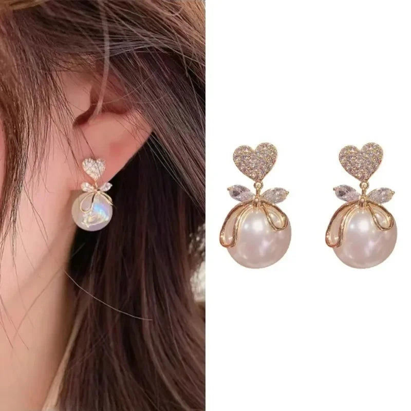 Korean Vintage Imitate Pearl Crystal Earrings for Women Jewelry High-Class Luxury Zircon Flower Butterfly Leaf Stud Earrings